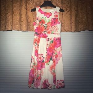 Floral T length dress with pockets